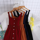 Naiste vabaaja kleit nööpide ja rihmadega