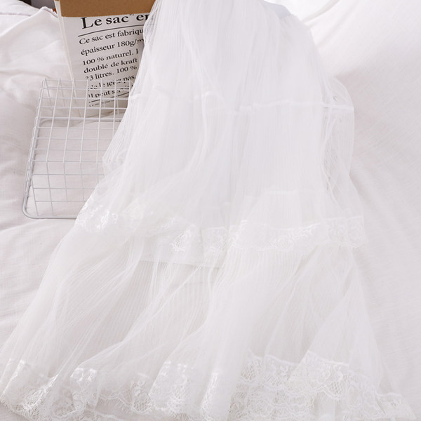 Tüllből és csipkéből készült női szoknya - magas derék