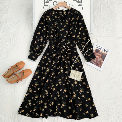 Új modell női ruha spitz nyakkivágással és hosszú ujjú - három színben