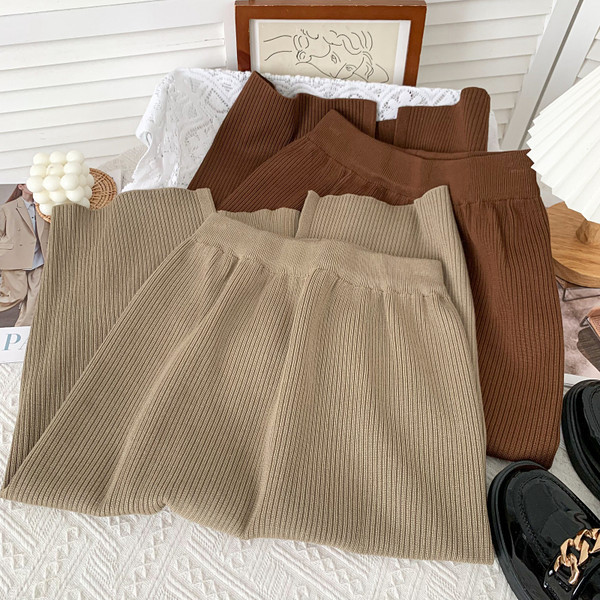 Kõrge vöökohaga sügis-talvine naiste kootud seelik