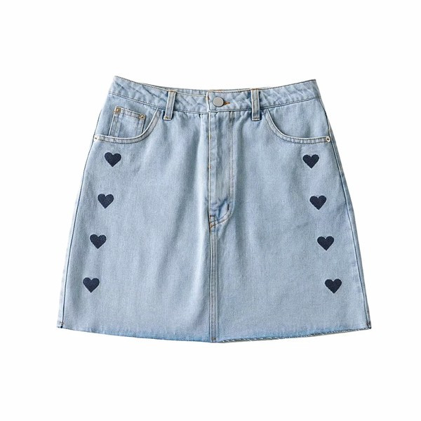 Lühike tikandiga teksaseelik – südamed