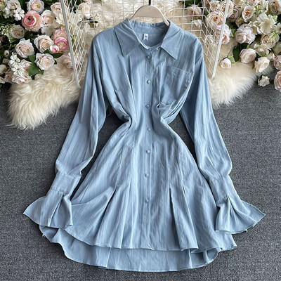 Naiste moodne kleidi tüüpi särk klassikalise krae ja nööpidega