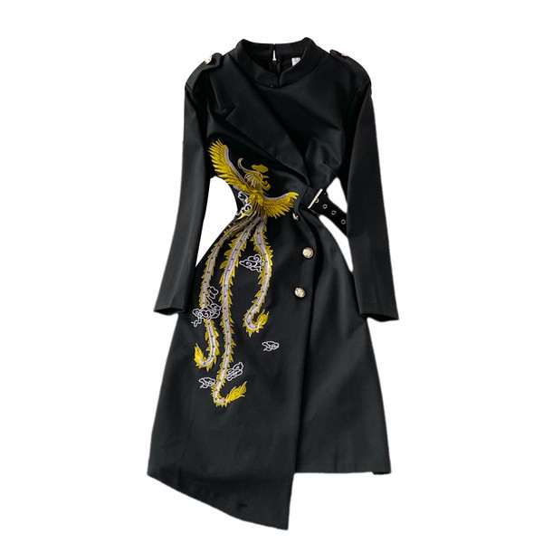 Нов модел дамска асиметрична рокля с бродерия 