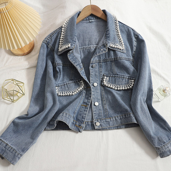 Női farmer dzseki gyöngy díszítéssel