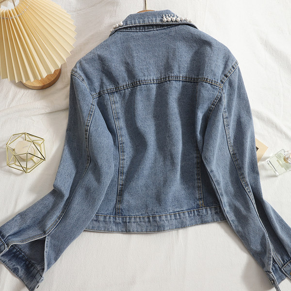 Női farmer dzseki gyöngy díszítéssel