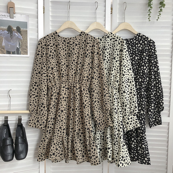 Casual γυναικείο φόρεμα με leopard print και στρογγυλή λαιμόκοψη