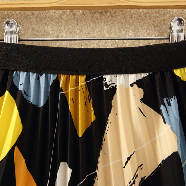 Színes női szoknya elasztikus derékkal