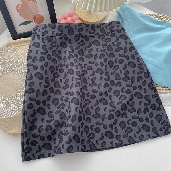 Naiste vabaaja seelik leopardimustriga – kõrge vöökoht