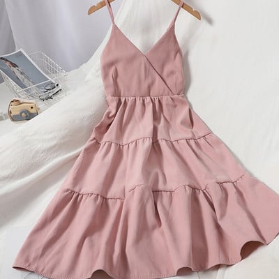 Μοντέρνο φόρεμα με λεπτά τιραντάκια  - κομμένο μοντέλο