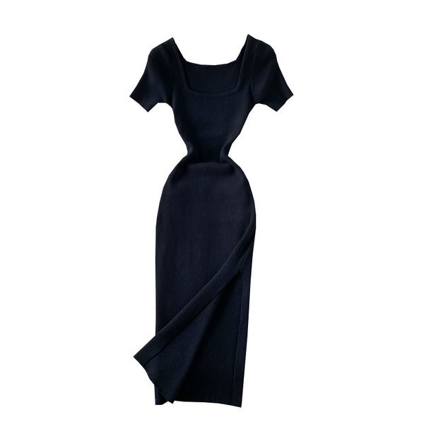 Uue mudeli kandilise kaelusega ja lühikeste varrukatega naiste kleit