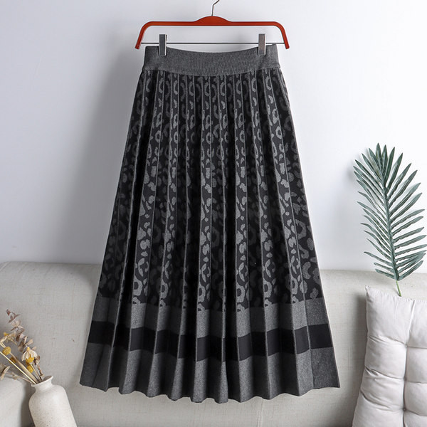 Нов модел плисирана пола с висока талия