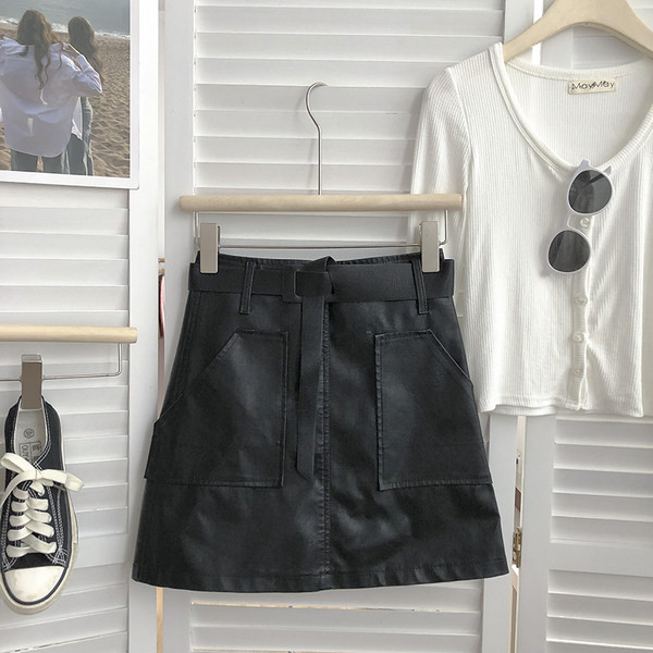 Γυναικεία φούστα με ψηλή μέση και ζώνη σε γραμμή Α