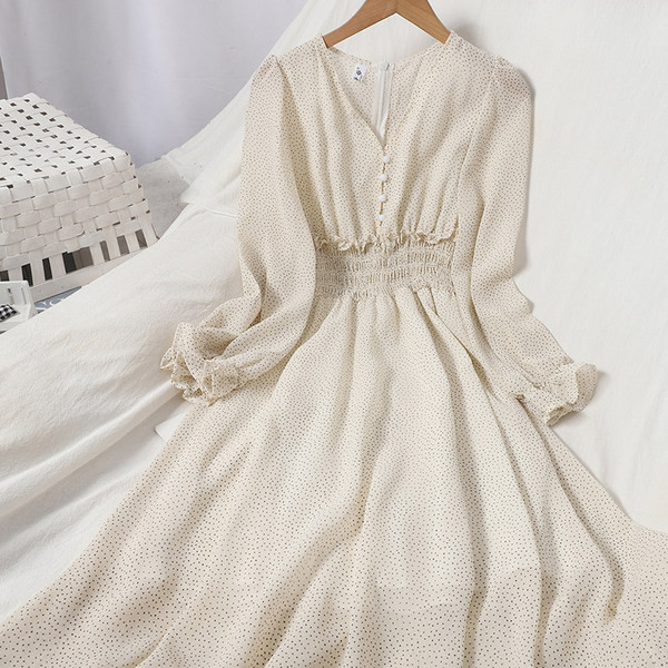 Uut mudelit naiste sügiskleit pikkade varrukate ja spitsikaelusega