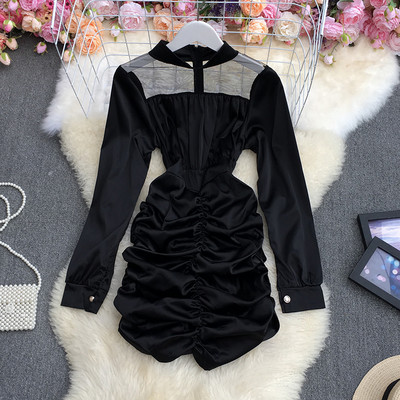 Stiilne naiste kleit pikkade varrukate ja lukuga