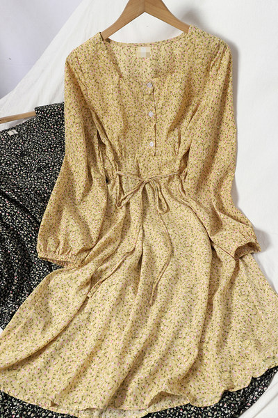 Kandilise kaelusega vabaaja naiste lõikega kleit