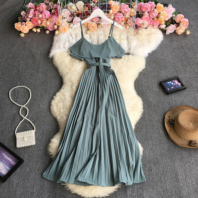 Κομψό μακρύ φόρεμα με ζώνη και τιράντες