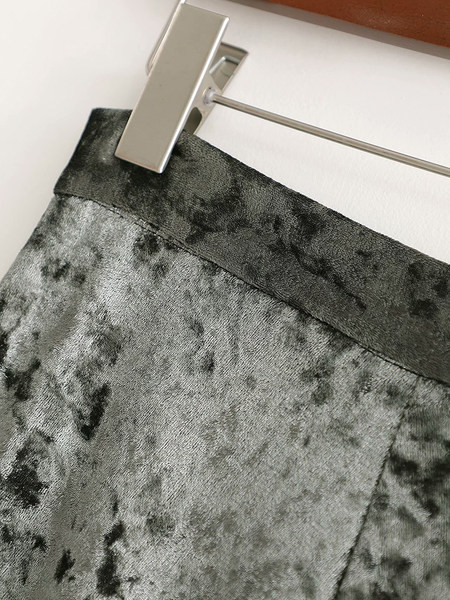 Model fustă lungă de catifea croiată