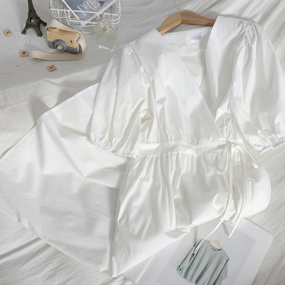 Νέο μοντέλο γυναικείο φόρεμα με spitz λαιμόκοψη και φουσκωτά μανίκια