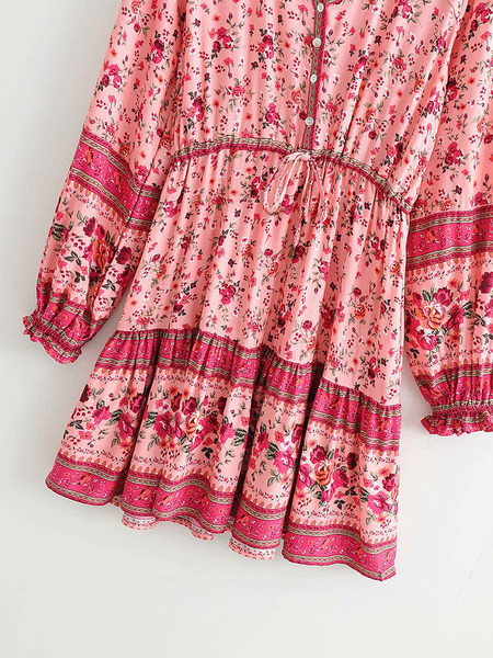 Κοντό φόρεμα με λουλουδάτο μοτίβο με ελαστική μέση