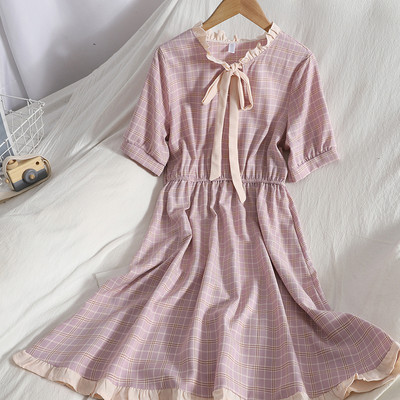 Γυναικείο καρό φόρεμα με οβάλ λαιμόκοψη και κορδόνια