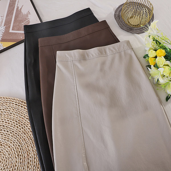 Kunstnahast naiste pikk lõhikuga seelik