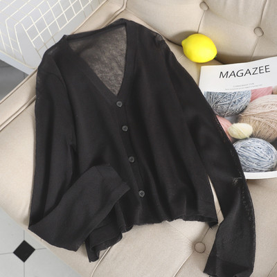 Naiste vest spits-kaelusega ja pikkade varrukatega - mitut värvi