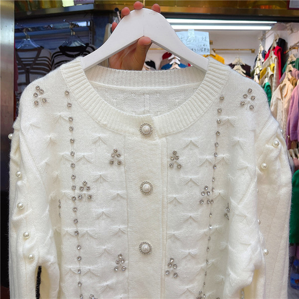 Uut mudelit naiste kivide ja pärlitega vest valge