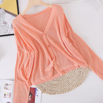 Naiste nööpidega kardigan - mitut värvi