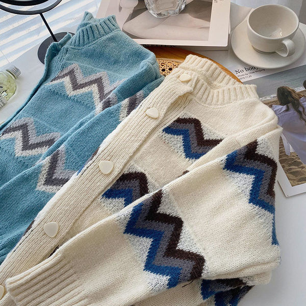 Naiste vabaaja vest-retro stiilis