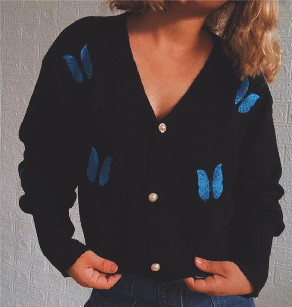 Къса дамска жилетка с бродирани цветя