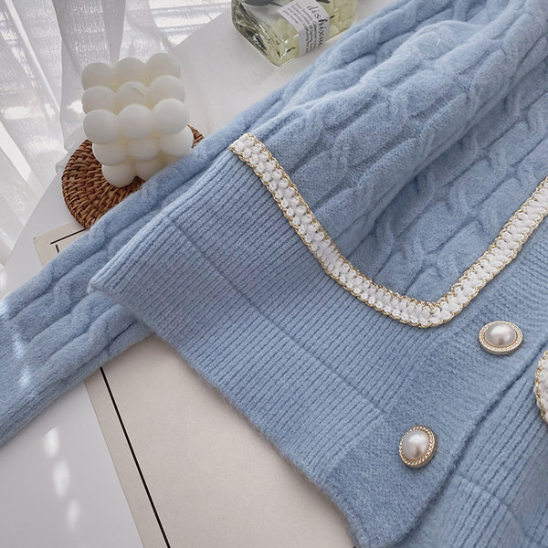 Naiste vabaaja vest nööpide ja pikkade varrukatega