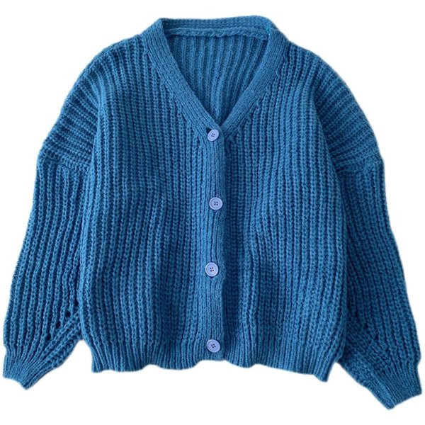 Naiste laia kardiganiga mudel spits-kaelusega