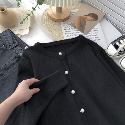 Γυναικεία ζακέτα με κουμπιά και μακριά μανίκια