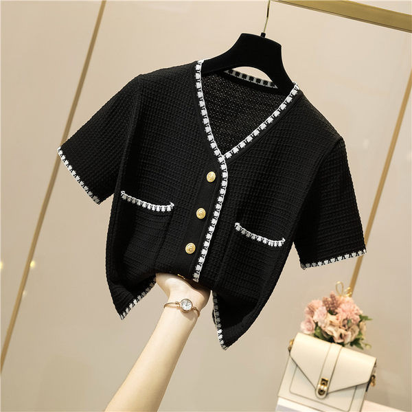 Női kardigán rövid ujjal és gombokkal, mindennapi használatra