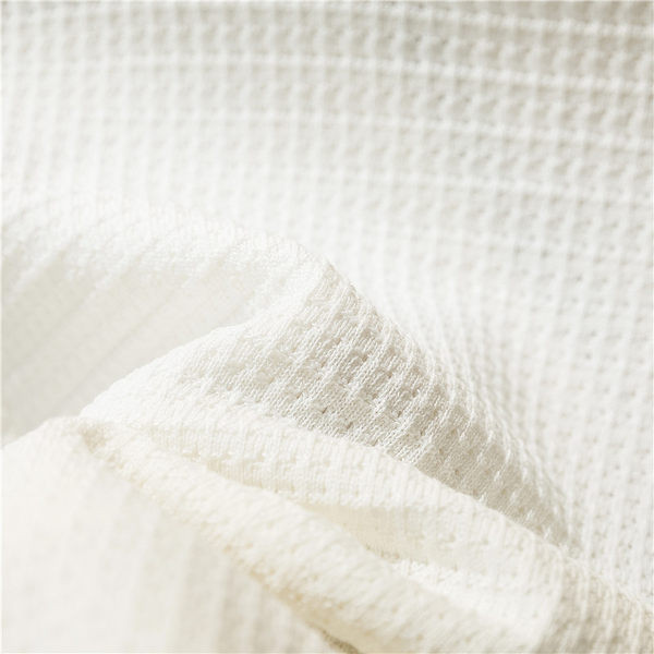 Női kardigán rövid ujjal és gombokkal, mindennapi használatra