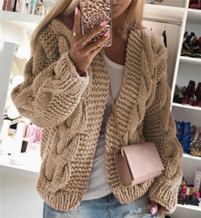 Χοντρή πλεκτή ζακέτα χωρίς στερέωση