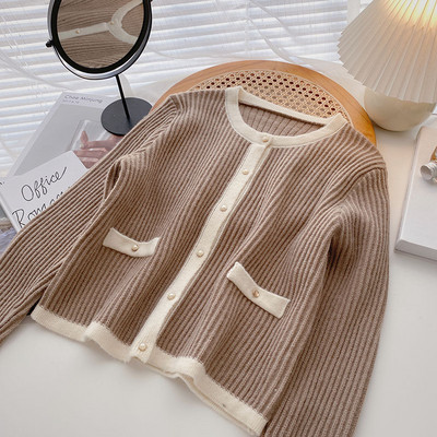 Ümara kaelusega-retro stiilis naiste kampsun