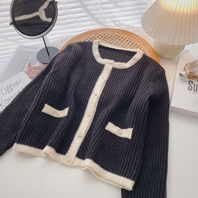 Ümara kaelusega-retro stiilis naiste kampsun