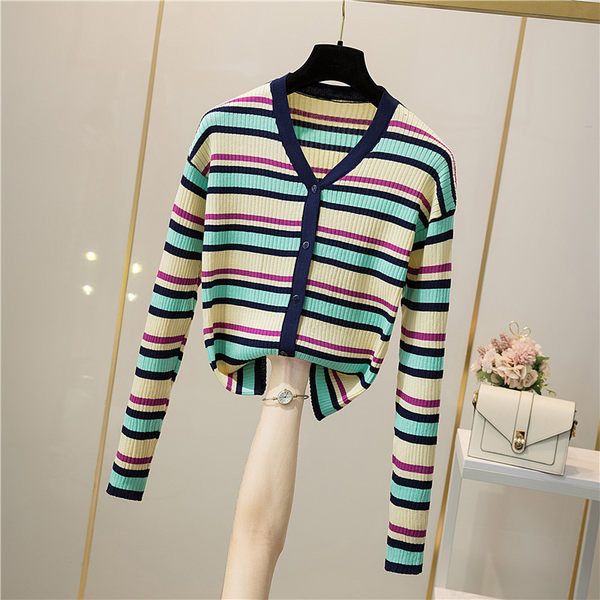 Pikkade varrukate ja nööpidega vabaaja vest naistele