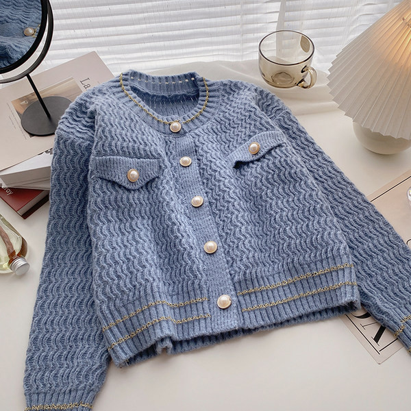 Kootud naiste nööpidega kardigan