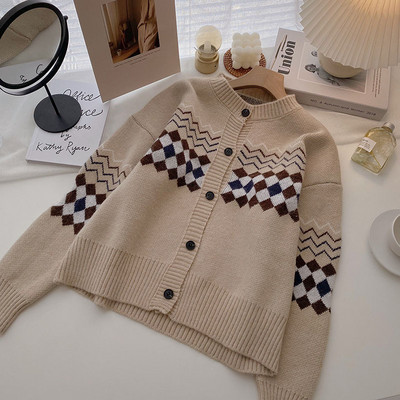 Retro stiilis naiste nööpidega kardigan