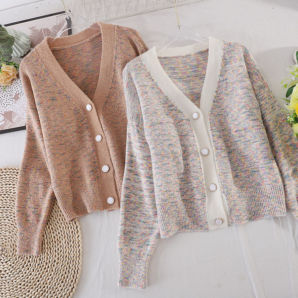 Vabaaja vest spitsikaela ja nööpidega