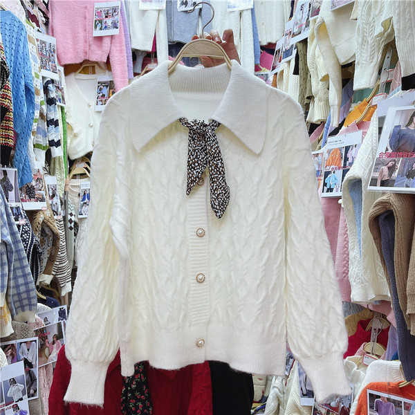 Uue mudeli kootud vest kolmes värvitoonis - retro stiilis