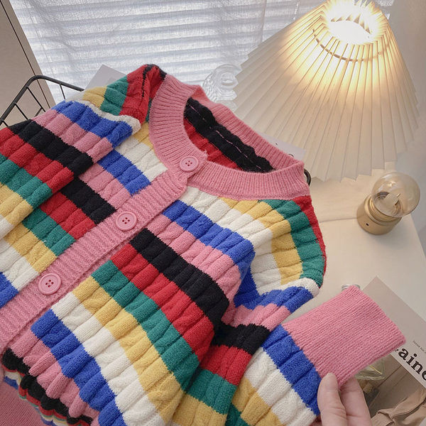 Χρωματιστή ριγέ ζακέτα με κουμπιά