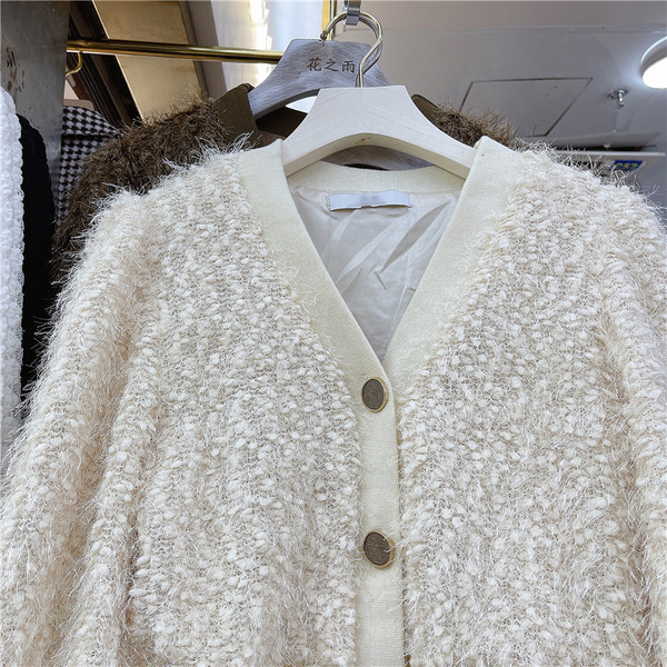 Γυναικεία φθινόπωρο -χειμώνας ζακέτα με λαιμόκοψη spitz - δύο χρώματα