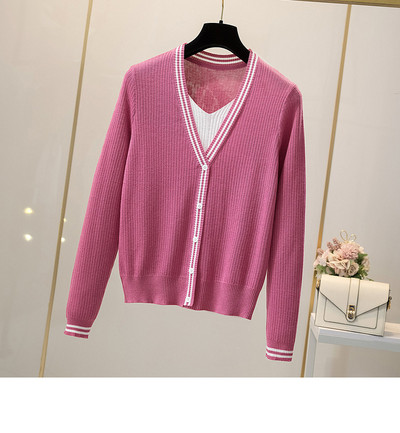 Μοντέρνα ζακέτα  με κουμπιά και λαιμόκοψη spitz