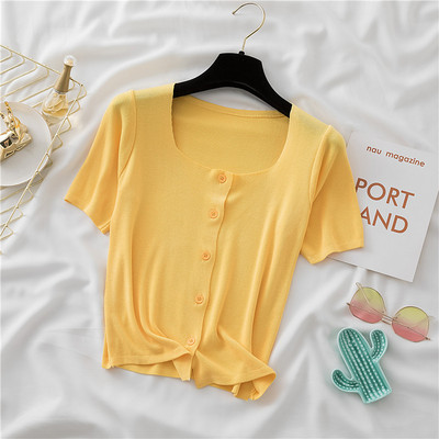 Kandilise kaelusega ja lühikeste varrukatega naiste kardigan