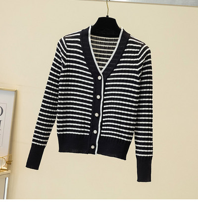 Uue mudeli V-kaelusega vest