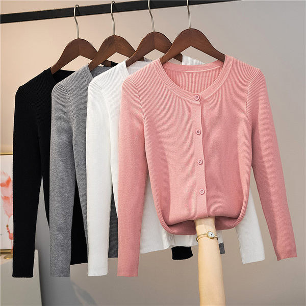 Γυναικεία ζακέτα λεπτό πλέξιμο με οβάλ λαιμόκοψη και κουμπιά