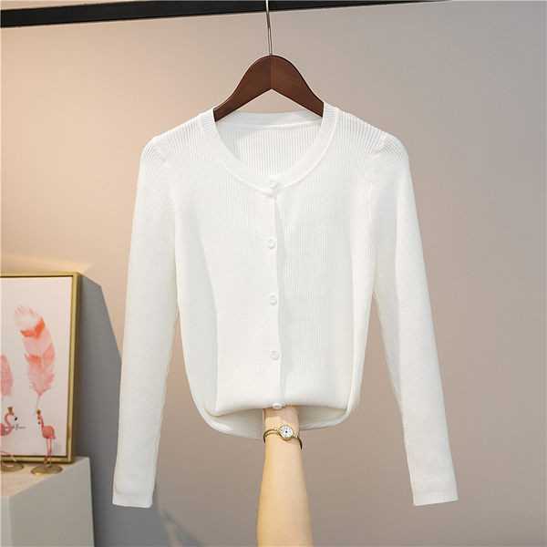 Γυναικεία ζακέτα λεπτό πλέξιμο με οβάλ λαιμόκοψη και κουμπιά